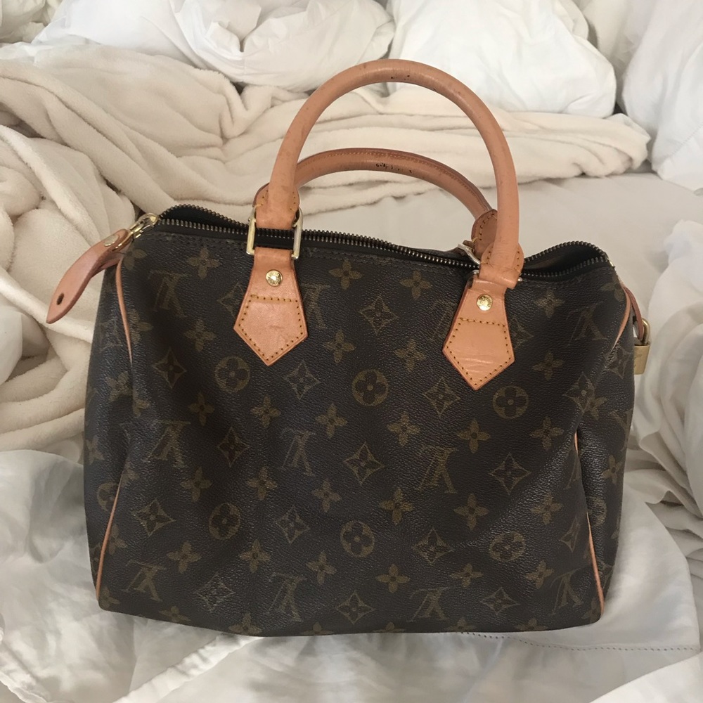 Louis Vuitton speedy